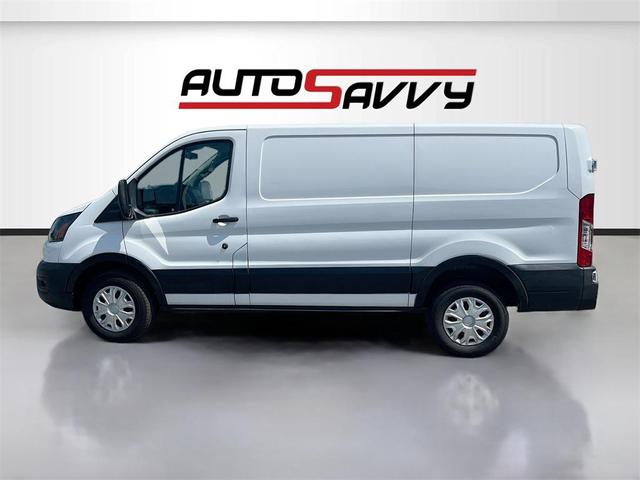 Photo of 2024 Oxford White Ford Transit-250