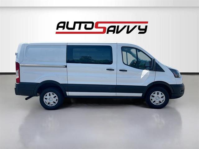 Photo of 2024 Oxford White Ford Transit-250