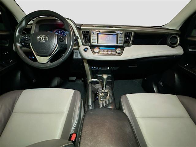 Photo of 2013 Classic Silver Toyota RAV4