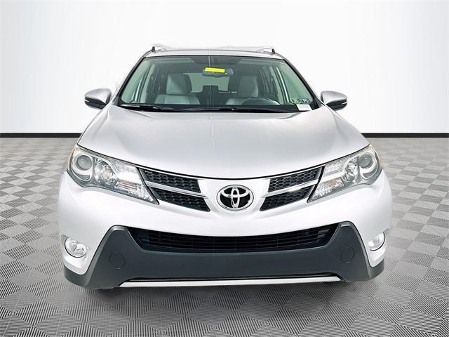 Photo of 2013 Classic Silver Toyota RAV4