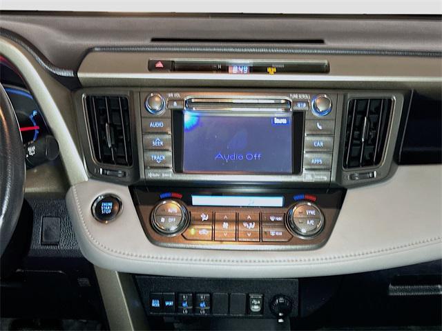 Photo of 2013 Classic Silver Toyota RAV4