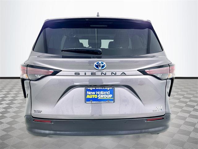 Photo of 2023 Predawn Gray Mica Toyota Sienna