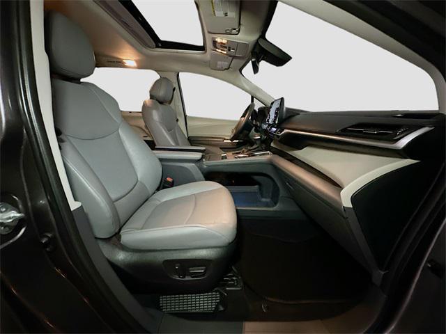 Photo of 2023 Predawn Gray Mica Toyota Sienna