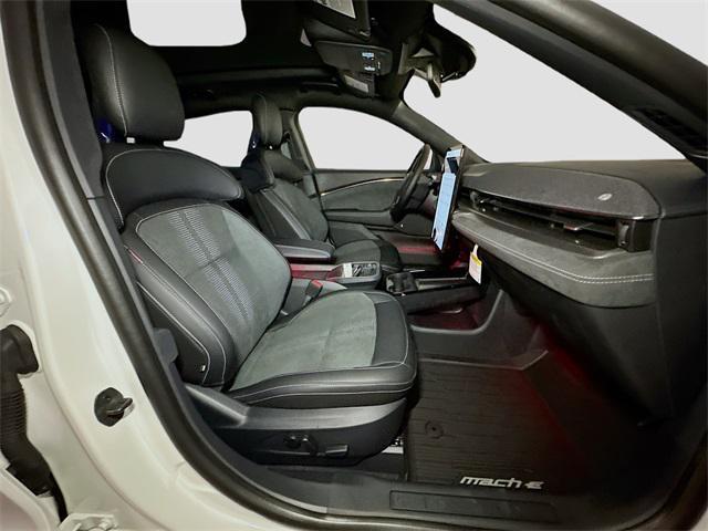 Photo of 2025 Star White Metallic Tri-Coat Ford Mustang Mach-E