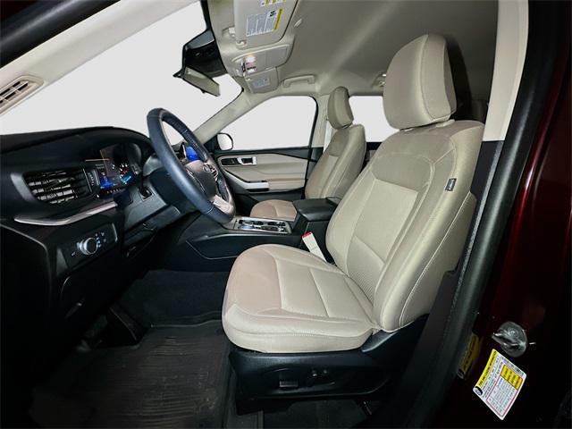 Photo of 2022 Burgundy Ford Explorer