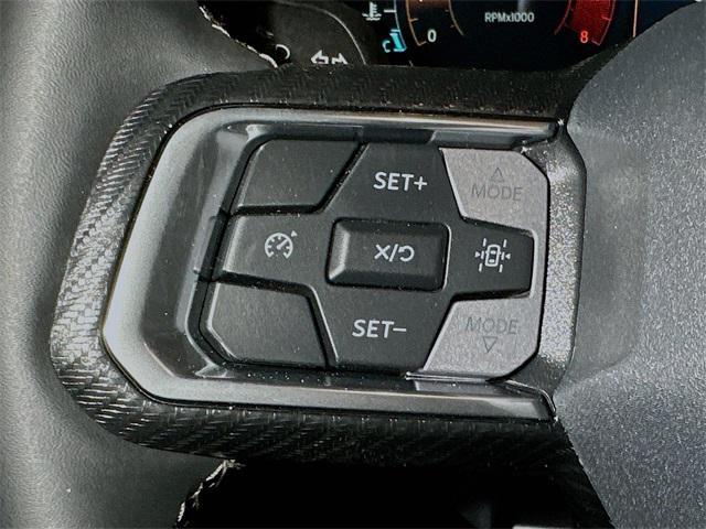 Photo of 2025 Oxford White Ford Mustang