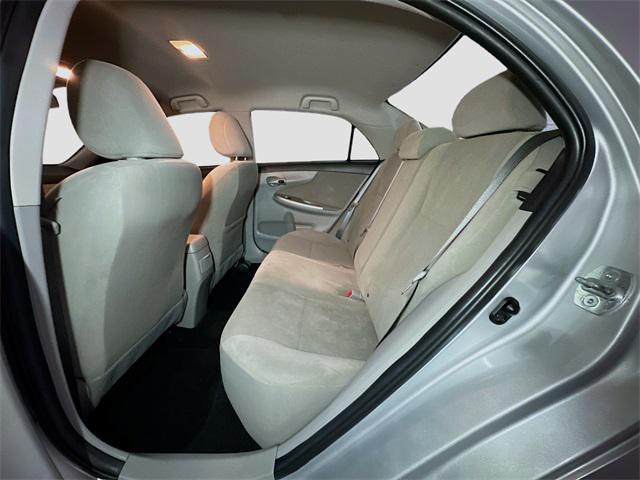 Photo of 2013 Classic Silver Metallic Toyota Corolla