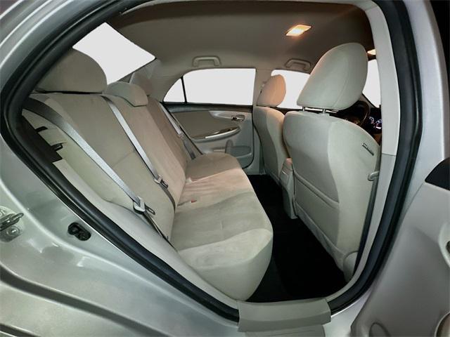 Photo of 2013 Classic Silver Metallic Toyota Corolla