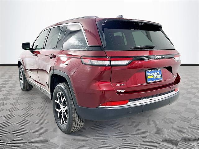 Photo of 2025 Velvet Red Pearlcoat Jeep Grand Cherokee