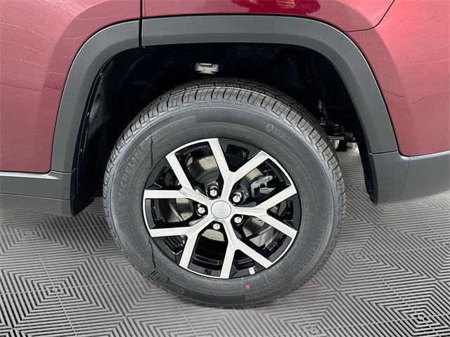 Photo of 2025 Velvet Red Pearlcoat Jeep Grand Cherokee