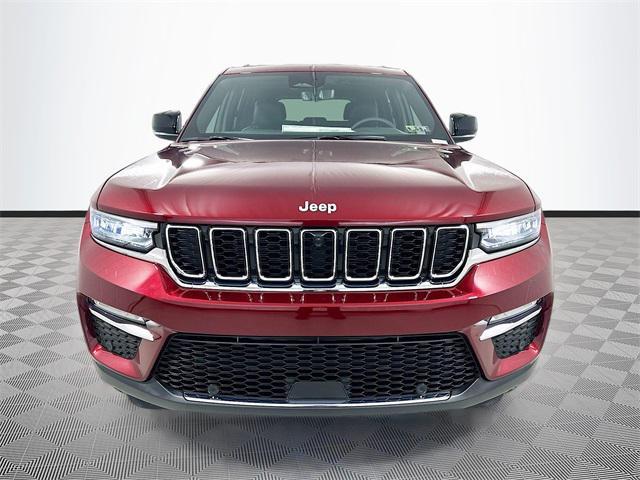 Photo of 2025 Velvet Red Pearlcoat Jeep Grand Cherokee
