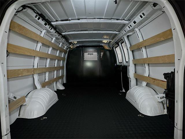 Photo of 2023 Summit White GMC Savana 2500