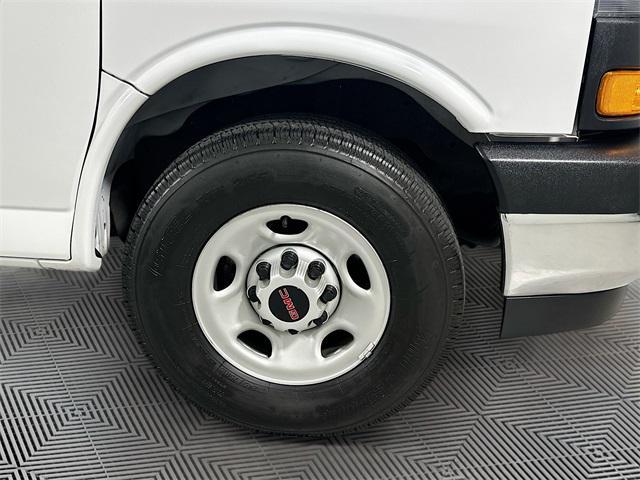Photo of 2023 Summit White GMC Savana 2500
