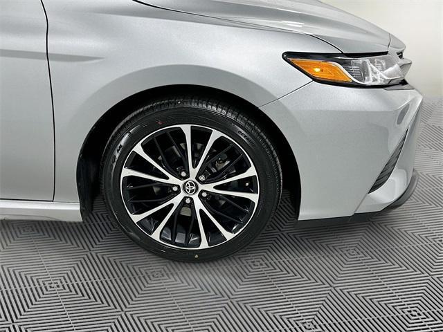 Photo of 2020 Celestial Silver Metallic Toyota Camry