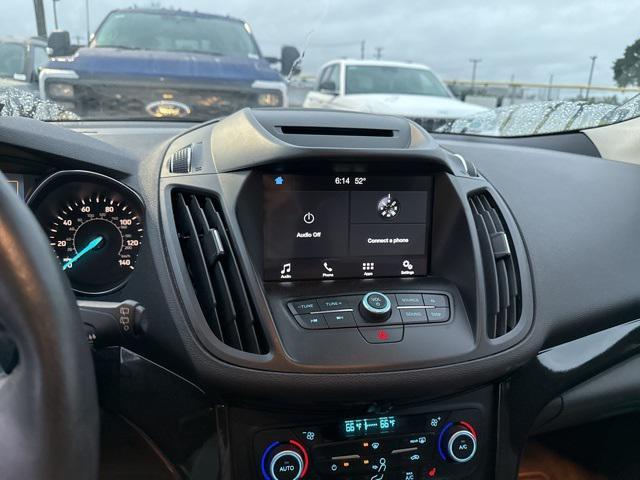 Photo of 2018 Shadow Black Ford Escape
