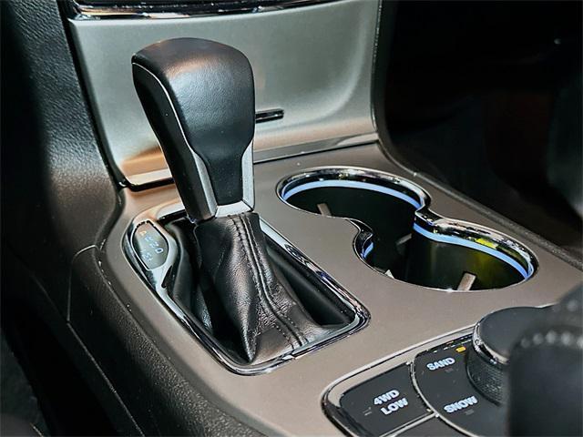 Photo of 2021 Pacific Blue Clearcoat Jeep Grand Cherokee