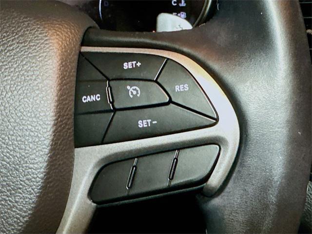 Photo of 2021 Pacific Blue Clearcoat Jeep Grand Cherokee