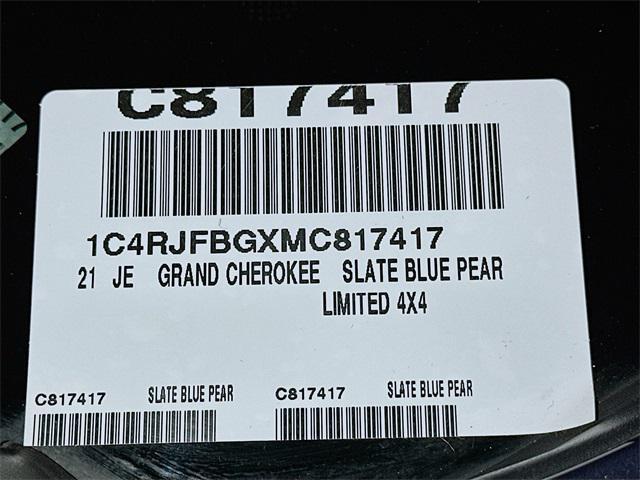 Photo of 2021 Pacific Blue Clearcoat Jeep Grand Cherokee