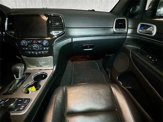 Photo of 2021 Pacific Blue Clearcoat Jeep Grand Cherokee