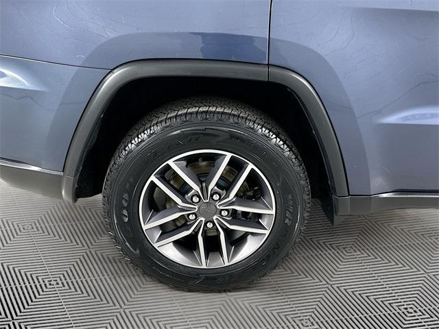 Photo of 2021 Pacific Blue Clearcoat Jeep Grand Cherokee