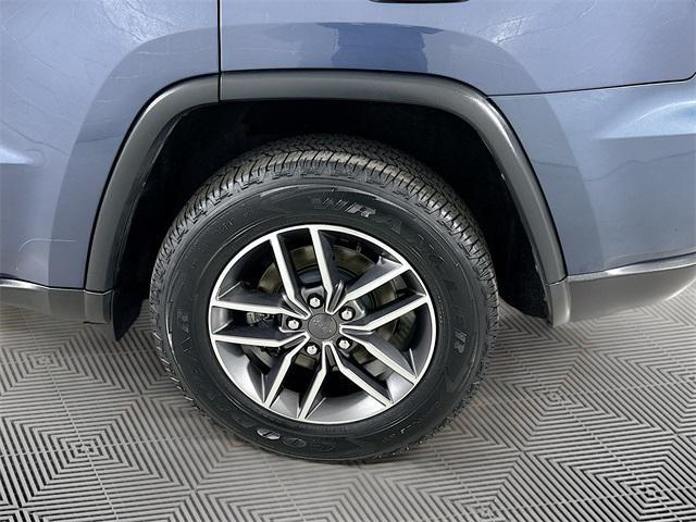 Photo of 2021 Pacific Blue Clearcoat Jeep Grand Cherokee