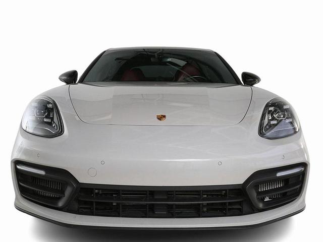 Photo of 2022 Chalk Porsche Panamera
