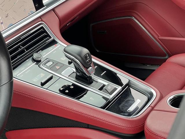 Photo of 2022 Chalk Porsche Panamera
