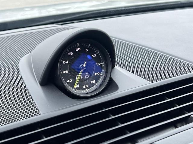 Photo of 2022 Chalk Porsche Panamera