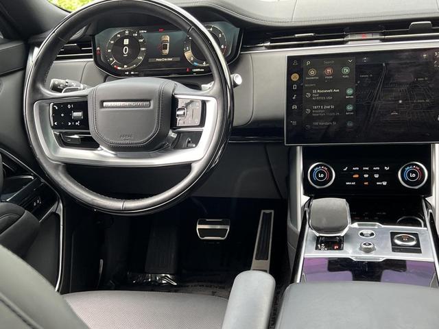 Photo of 2023 Santorini Black Metallic Land Rover Range Rover