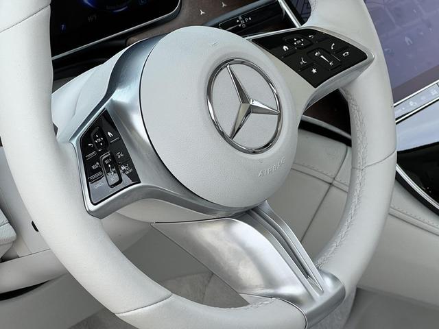 Photo of 2024 Twilight Blue Metallic Mercedes-Benz EQE 350