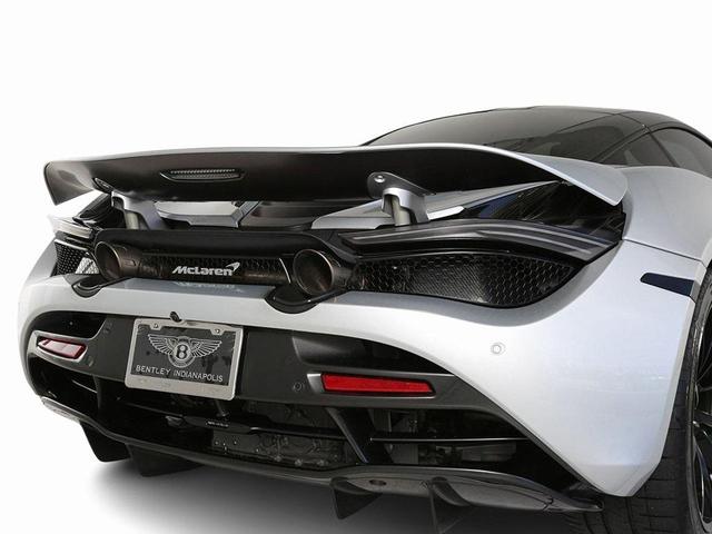 Photo of 2019 Silver McLaren 720S