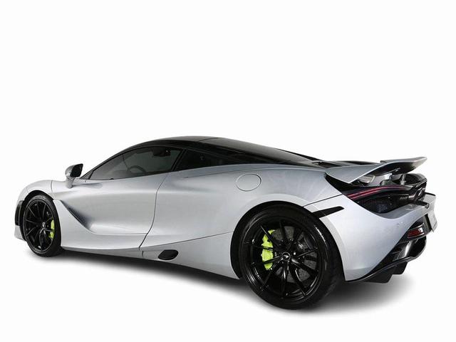 Photo of 2019 Silver McLaren 720S