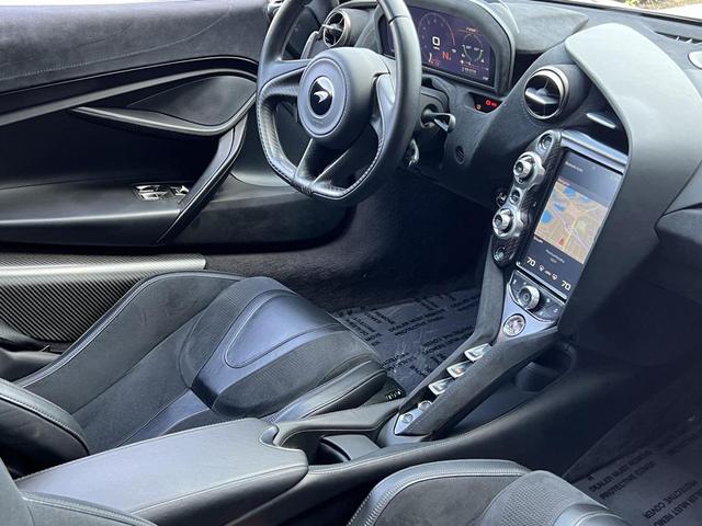Photo of 2019 Silver McLaren 720S