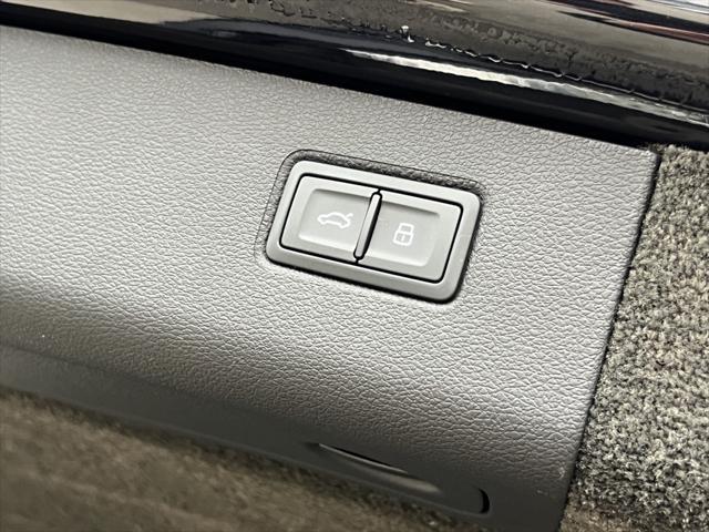 Photo of 2023 Onyx Bentley Bentayga