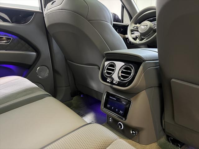 Photo of 2023 Onyx Bentley Bentayga