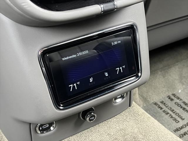 Photo of 2023 Onyx Bentley Bentayga
