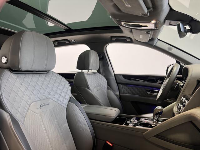 Photo of 2023 Onyx Bentley Bentayga