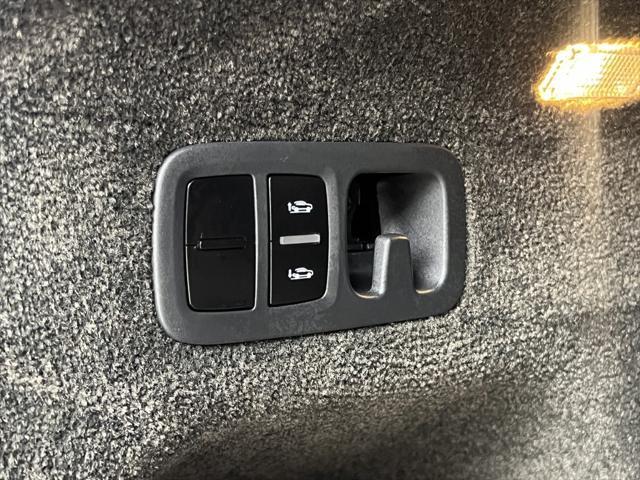 Photo of 2023 Onyx Bentley Bentayga