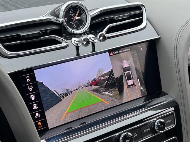 Photo of 2023 Onyx Bentley Bentayga