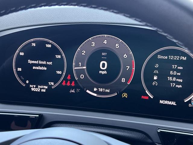 Photo of 2024 Chromite Black Metallic Porsche Cayenne
