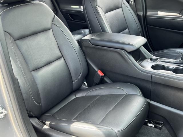 Photo of 2019 Pepperdust Metallic GMC Acadia