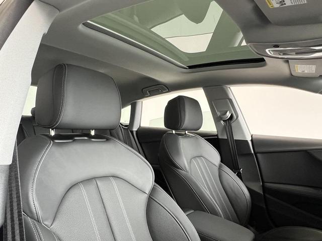 Photo of 2022 Florett Silver Metallic Audi A5 Sportback