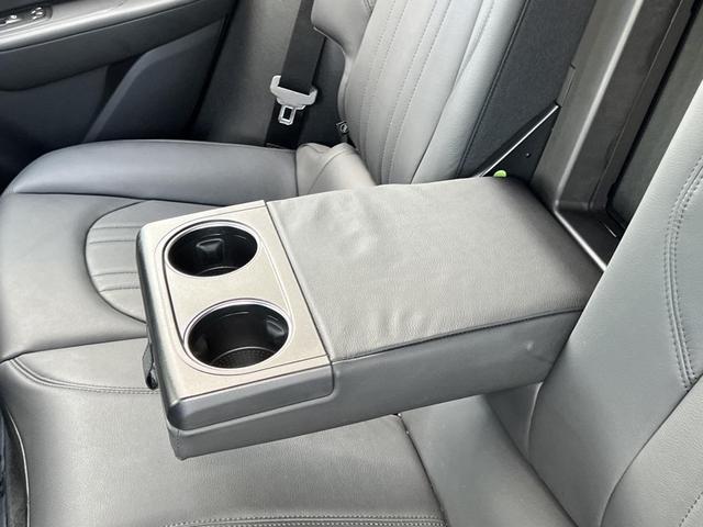 Photo of 2018 Bianco Maserati Levante