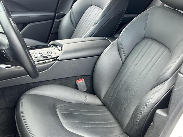 Photo of 2018 Bianco Maserati Levante