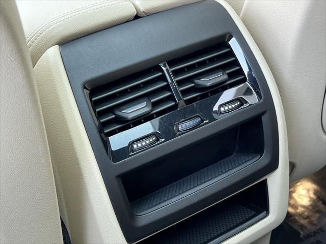 Photo of 2021 Black Sapphire Metallic BMW X5