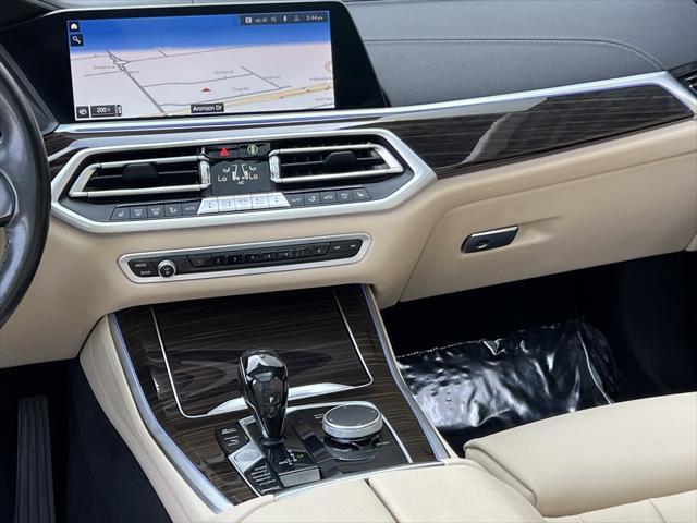 Photo of 2021 Black Sapphire Metallic BMW X5