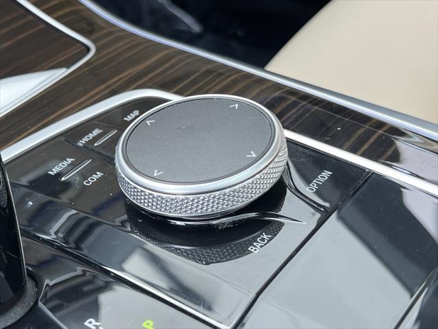 Photo of 2021 Black Sapphire Metallic BMW X5