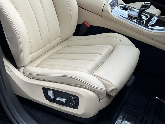 Photo of 2021 Black Sapphire Metallic BMW X5