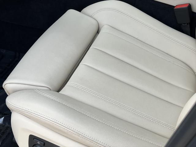 Photo of 2021 Black Sapphire Metallic BMW X5