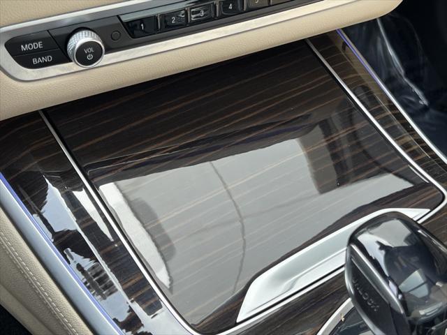 Photo of 2021 Black Sapphire Metallic BMW X5